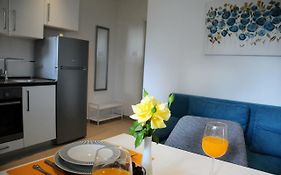 Apartment Aria With Private Parking