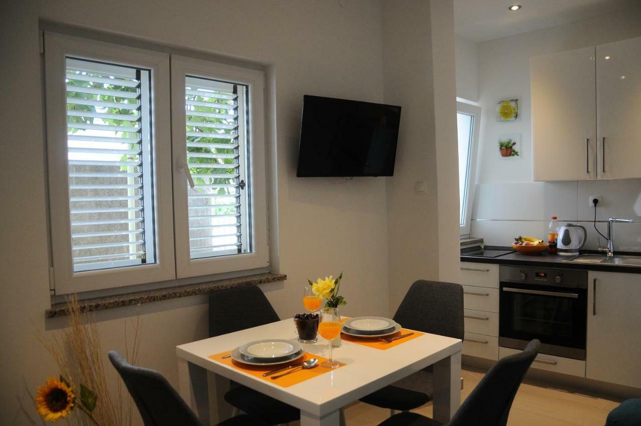 Apartment Aria With Private Parking Spalato Esterno foto